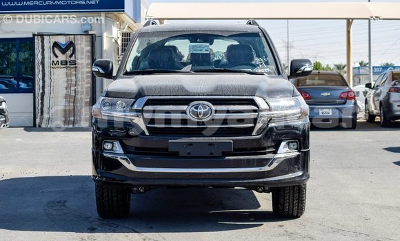 Buy Import Toyota Land Cruiser Black Car in Import - Dubai in Ayeyarwady Buy Import Toyota Land Cruiser Black Car in Import - Dubai in Ayeyarwady