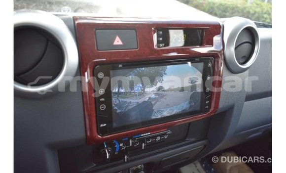 Acheter Import Voiture Toyota Land Cruiser Rouge à Import - Dubai, #<Region:0x000000000c5121b8> Acheter Import Voiture Toyota Land Cruiser Rouge à Import - Dubai, #<Region:0x000000000c5121b8>