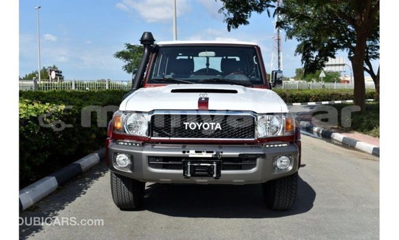 Acheter Import Voiture Toyota Land Cruiser Rouge à Import - Dubai, #<Region:0x000000000c5121b8> Acheter Import Voiture Toyota Land Cruiser Rouge à Import - Dubai, #<Region:0x000000000c5121b8>