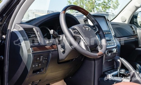 Buy Import Toyota Land Cruiser Black Car in Import - Dubai in Ayeyarwady Buy Import Toyota Land Cruiser Black Car in Import - Dubai in Ayeyarwady