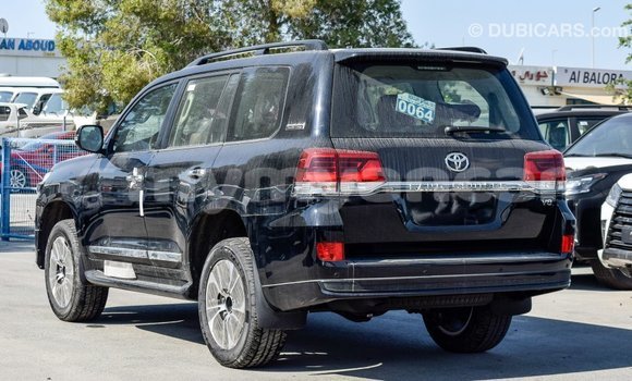 Buy Import Toyota Land Cruiser Black Car in Import - Dubai in Ayeyarwady Buy Import Toyota Land Cruiser Black Car in Import - Dubai in Ayeyarwady