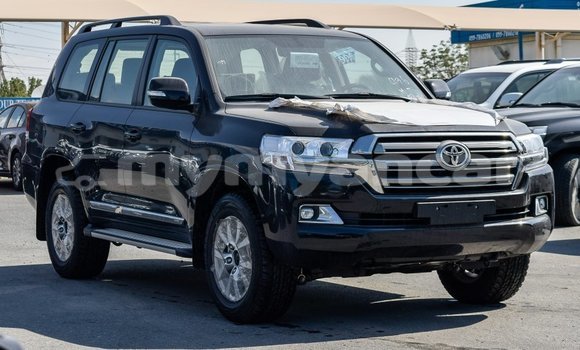 Buy Import Toyota Land Cruiser Black Car in Import - Dubai in Ayeyarwady Buy Import Toyota Land Cruiser Black Car in Import - Dubai in Ayeyarwady