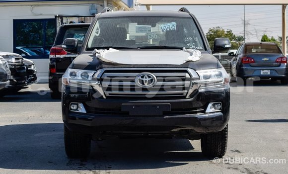 Buy Import Toyota Land Cruiser Black Car in Import - Dubai in Ayeyarwady Buy Import Toyota Land Cruiser Black Car in Import - Dubai in Ayeyarwady