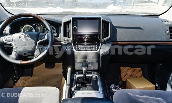 Buy Import Toyota Land Cruiser Black Car in Import - Dubai in Ayeyarwady Buy Import Toyota Land Cruiser Black Car in Import - Dubai in Ayeyarwady