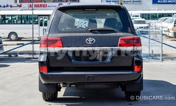 Buy Import Toyota Land Cruiser Black Car in Import - Dubai in Ayeyarwady Buy Import Toyota Land Cruiser Black Car in Import - Dubai in Ayeyarwady