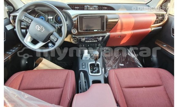 Buy Import Toyota Hilux White Car in Import - Dubai in Ayeyarwady Buy Import Toyota Hilux White Car in Import - Dubai in Ayeyarwady