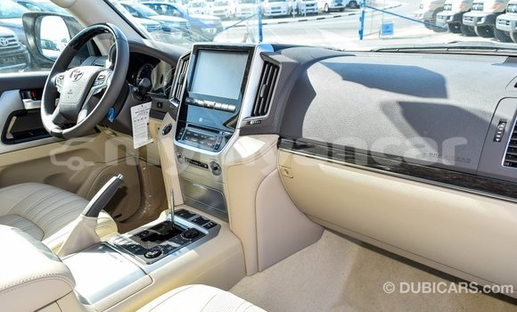 Acheter Import Voiture Toyota Land Cruiser Blanc à Import - Dubai, #<Region:0x000000000c5121b8> Acheter Import Voiture Toyota Land Cruiser Blanc à Import - Dubai, #<Region:0x000000000c5121b8>