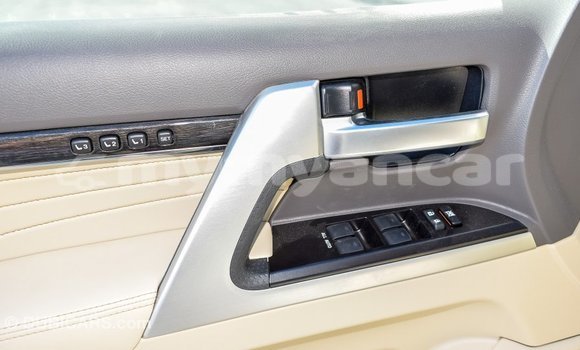 Acheter Import Voiture Toyota Land Cruiser Blanc à Import - Dubai, #<Region:0x000000000c5121b8> Acheter Import Voiture Toyota Land Cruiser Blanc à Import - Dubai, #<Region:0x000000000c5121b8>