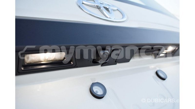 Big with watermark toyota hiace ayeyarwady import dubai 1878