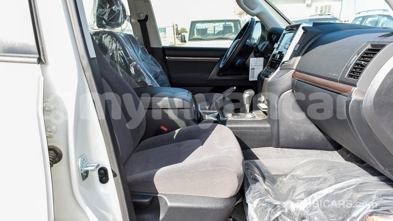 Big with watermark toyota land cruiser ayeyarwady import dubai 1880