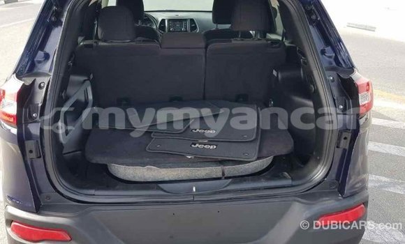 သွင်းကုန် Jeep Cherokee Blue ကား Import - Dubai Ayeyarwady သွင်းကုန် Jeep Cherokee Blue ကား Import - Dubai Ayeyarwady