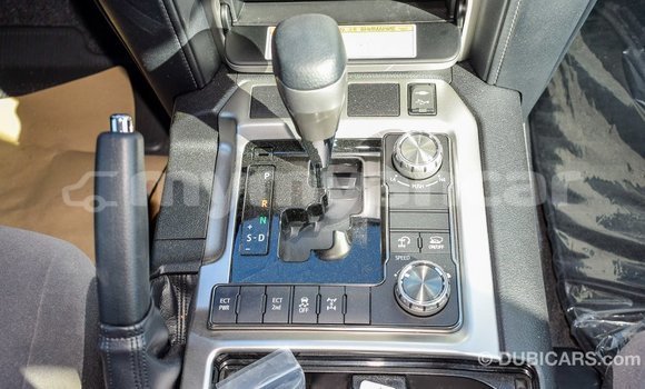 Buy Import Toyota Land Cruiser White Car in Import - Dubai in Ayeyarwady Buy Import Toyota Land Cruiser White Car in Import - Dubai in Ayeyarwady