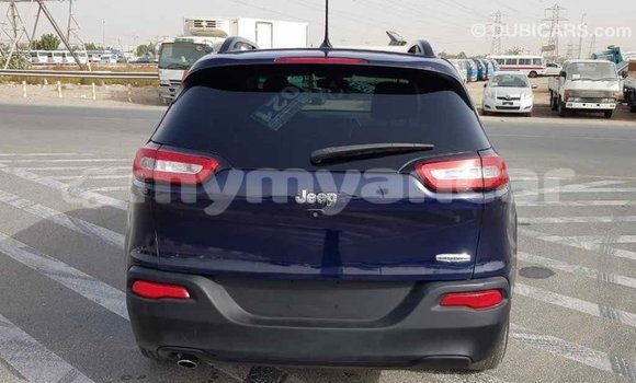 သွင်းကုန် Jeep Cherokee Blue ကား Import - Dubai Ayeyarwady သွင်းကုန် Jeep Cherokee Blue ကား Import - Dubai Ayeyarwady