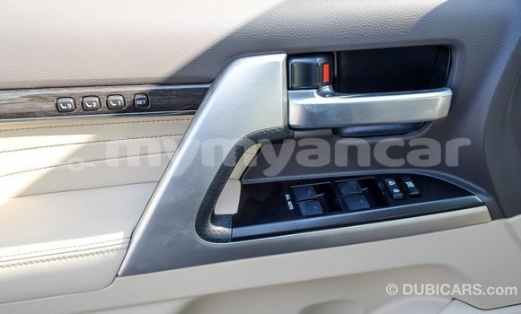 Acheter Import Voiture Toyota Land Cruiser Noir à Import - Dubai, #<Region:0x000000000c5121b8> Acheter Import Voiture Toyota Land Cruiser Noir à Import - Dubai, #<Region:0x000000000c5121b8>