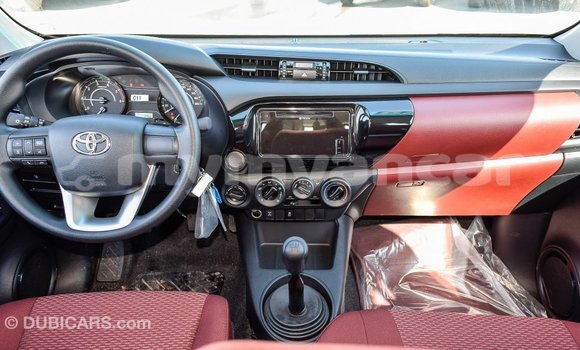 Buy Import Toyota Hilux White Car in Import - Dubai in Ayeyarwady Buy Import Toyota Hilux White Car in Import - Dubai in Ayeyarwady