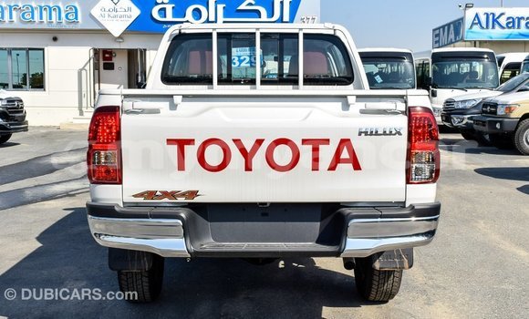Buy Import Toyota Hilux White Car in Import - Dubai in Ayeyarwady Buy Import Toyota Hilux White Car in Import - Dubai in Ayeyarwady