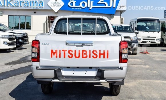 Buy Import Mitsubishi L200 White Car in Import - Dubai in Ayeyarwady Buy Import Mitsubishi L200 White Car in Import - Dubai in Ayeyarwady