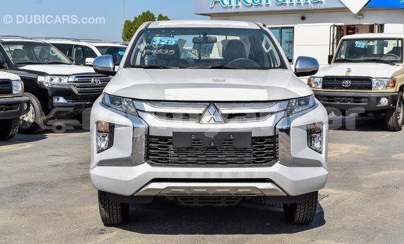Buy Import Mitsubishi L200 White Car in Import - Dubai in Ayeyarwady Buy Import Mitsubishi L200 White Car in Import - Dubai in Ayeyarwady