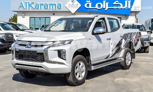 Buy Import Mitsubishi L200 White Car in Import - Dubai in Ayeyarwady Buy Import Mitsubishi L200 White Car in Import - Dubai in Ayeyarwady