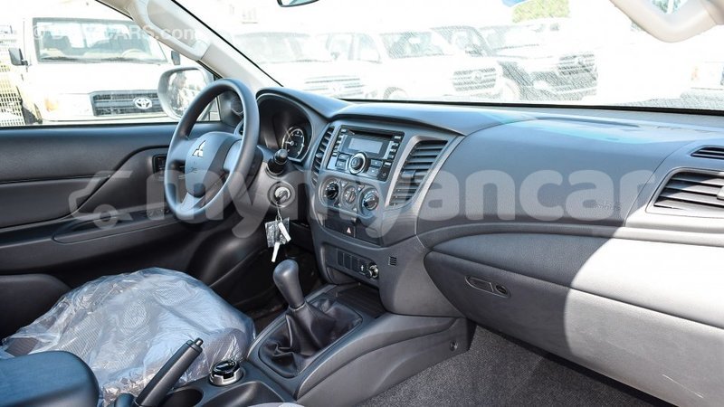 Big with watermark mitsubishi l200 ayeyarwady import dubai 1890