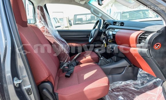 Buy Import Toyota Hilux Other Car in Import - Dubai in Ayeyarwady Buy Import Toyota Hilux Other Car in Import - Dubai in Ayeyarwady