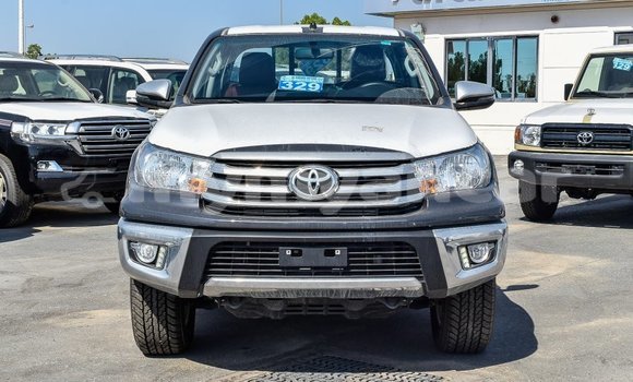 Buy Import Toyota Hilux Other Car in Import - Dubai in Ayeyarwady Buy Import Toyota Hilux Other Car in Import - Dubai in Ayeyarwady