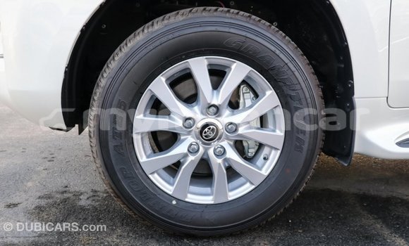 Acheter Import Voiture Toyota Land Cruiser Blanc à Import - Dubai, #<Region:0x000000000c5121b8>