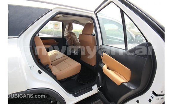Buy Import Toyota Fortuner White Car in Import - Dubai in Ayeyarwady Buy Import Toyota Fortuner White Car in Import - Dubai in Ayeyarwady