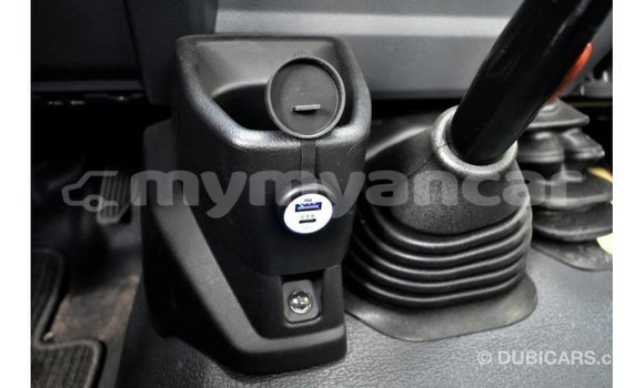Acheter Import Voiture Toyota Land Cruiser Rouge à Import - Dubai, #<Region:0x000000000c5121b8> Acheter Import Voiture Toyota Land Cruiser Rouge à Import - Dubai, #<Region:0x000000000c5121b8>