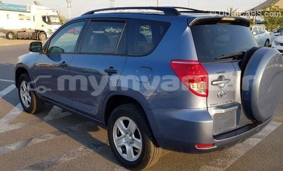 သွင်းကုန် Toyota RAV4 Blue ကား Import - Dubai Ayeyarwady သွင်းကုန် Toyota RAV4 Blue ကား Import - Dubai Ayeyarwady
