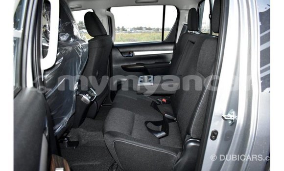Buy Import Toyota Hilux Other Car in Import - Dubai in Ayeyarwady Buy Import Toyota Hilux Other Car in Import - Dubai in Ayeyarwady
