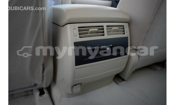 Acheter Import Voiture Toyota Land Cruiser Blanc à Import - Dubai, #<Region:0x000000000c5121b8> Acheter Import Voiture Toyota Land Cruiser Blanc à Import - Dubai, #<Region:0x000000000c5121b8>