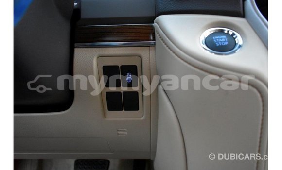 Acheter Import Voiture Toyota Land Cruiser Blanc à Import - Dubai, #<Region:0x000000000c5121b8> Acheter Import Voiture Toyota Land Cruiser Blanc à Import - Dubai, #<Region:0x000000000c5121b8>