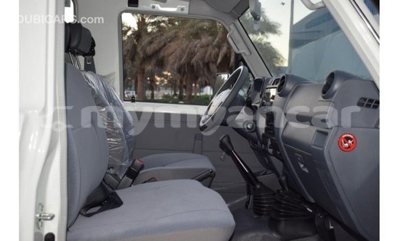Buy Import Toyota Land Cruiser White Car in Import - Dubai in Ayeyarwady Buy Import Toyota Land Cruiser White Car in Import - Dubai in Ayeyarwady