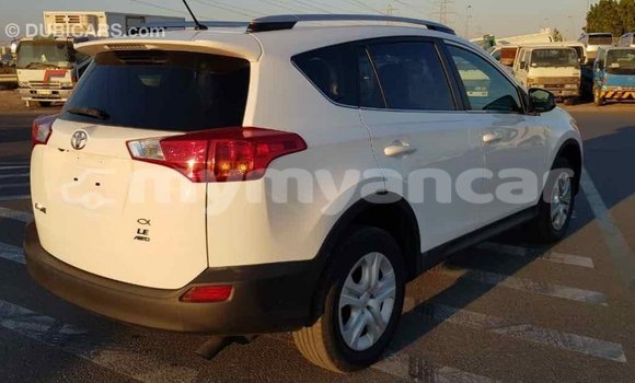 Acheter Import Voiture Toyota RAV4 Blanc à Import - Dubai, #<Region:0x000000000c5121b8> Acheter Import Voiture Toyota RAV4 Blanc à Import - Dubai, #<Region:0x000000000c5121b8>
