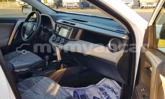 Acheter Import Voiture Toyota RAV4 Blanc à Import - Dubai, #<Region:0x000000000c5121b8> Acheter Import Voiture Toyota RAV4 Blanc à Import - Dubai, #<Region:0x000000000c5121b8>
