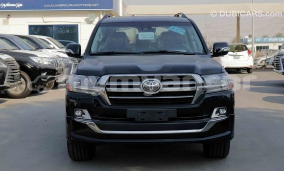 Buy Import Toyota Land Cruiser Black Car in Import - Dubai in Ayeyarwady Buy Import Toyota Land Cruiser Black Car in Import - Dubai in Ayeyarwady