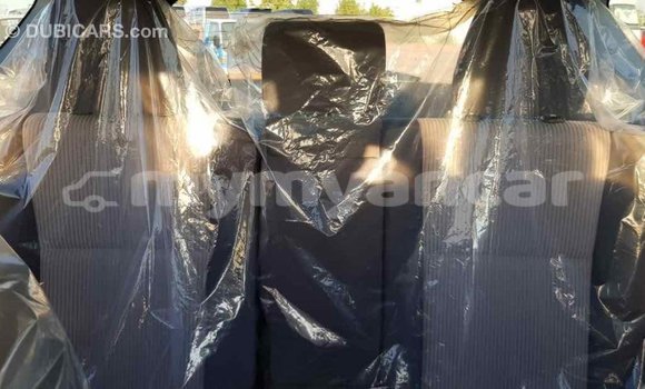 Acheter Import Voiture Toyota RAV4 Blanc à Import - Dubai, #<Region:0x000000000c5121b8> Acheter Import Voiture Toyota RAV4 Blanc à Import - Dubai, #<Region:0x000000000c5121b8>