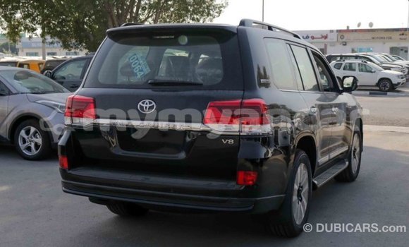 Buy Import Toyota Land Cruiser Black Car in Import - Dubai in Ayeyarwady Buy Import Toyota Land Cruiser Black Car in Import - Dubai in Ayeyarwady