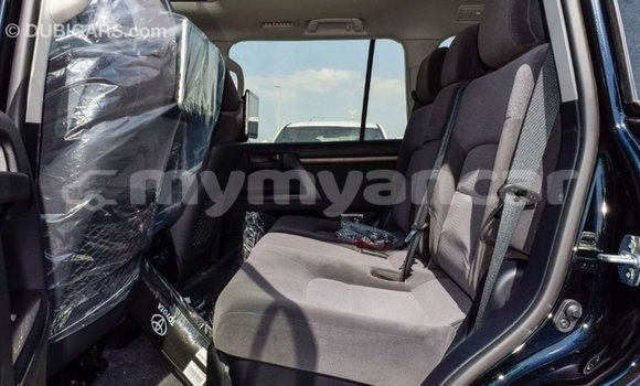 Buy Import Toyota Land Cruiser Black Car in Import - Dubai in Ayeyarwady Buy Import Toyota Land Cruiser Black Car in Import - Dubai in Ayeyarwady