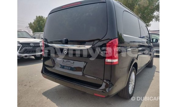 Buy Import Mercedes-Benz Viano Black Car in Import - Dubai in Ayeyarwady Buy Import Mercedes-Benz Viano Black Car in Import - Dubai in Ayeyarwady