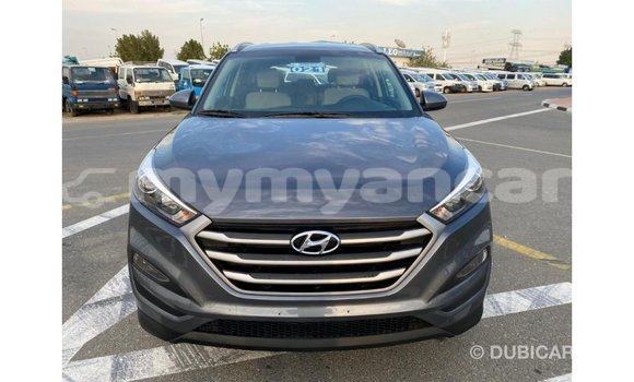 သွင်းကုန် Hyundai Tucson White ကား Import - Dubai Ayeyarwady သွင်းကုန် Hyundai Tucson White ကား Import - Dubai Ayeyarwady