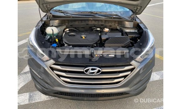 သွင်းကုန် Hyundai Tucson White ကား Import - Dubai Ayeyarwady သွင်းကုန် Hyundai Tucson White ကား Import - Dubai Ayeyarwady