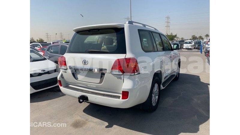 Big with watermark toyota land cruiser ayeyarwady import dubai 1949