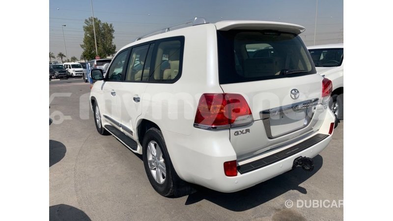 Big with watermark toyota land cruiser ayeyarwady import dubai 1949