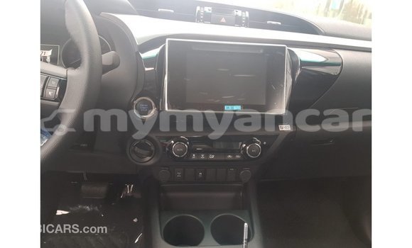 Buy Import Toyota Hilux Other Car in Import - Dubai in Ayeyarwady Buy Import Toyota Hilux Other Car in Import - Dubai in Ayeyarwady