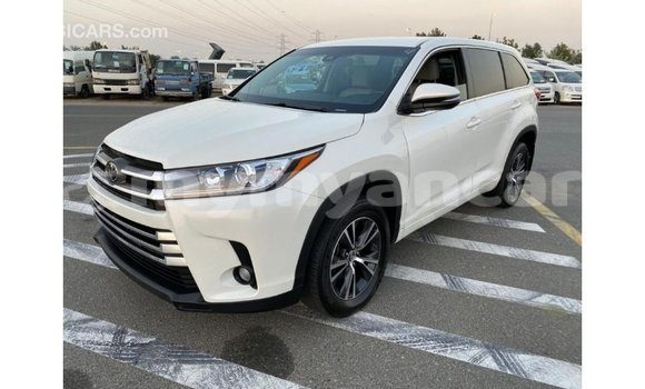 Acheter Import Voiture Toyota Highlander Blanc à Import - Dubai, #<Region:0x000000000c5121b8> Acheter Import Voiture Toyota Highlander Blanc à Import - Dubai, #<Region:0x000000000c5121b8>