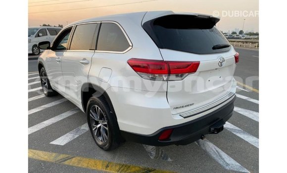 Acheter Import Voiture Toyota Highlander Blanc à Import - Dubai, #<Region:0x000000000c5121b8> Acheter Import Voiture Toyota Highlander Blanc à Import - Dubai, #<Region:0x000000000c5121b8>