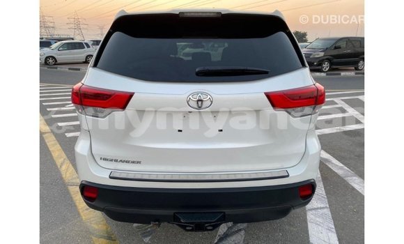 Acheter Import Voiture Toyota Highlander Blanc à Import - Dubai, #<Region:0x000000000c5121b8> Acheter Import Voiture Toyota Highlander Blanc à Import - Dubai, #<Region:0x000000000c5121b8>