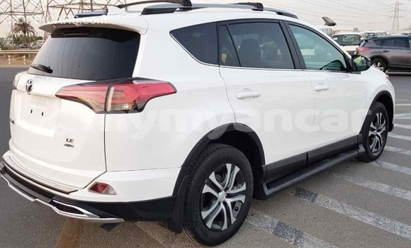 Acheter Import Voiture Toyota RAV4 Blanc à Import - Dubai, #<Region:0x000000000c5121b8> Acheter Import Voiture Toyota RAV4 Blanc à Import - Dubai, #<Region:0x000000000c5121b8>